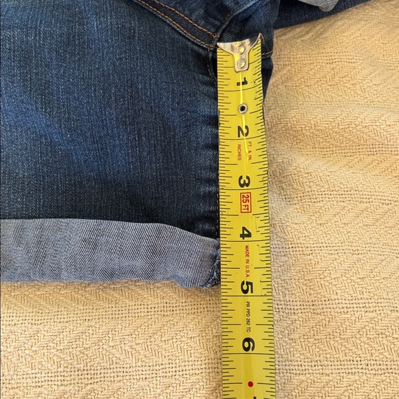 NWOT 18W Democracy Dark Blue Jean cuffed Shorts - Picture 3 of 5